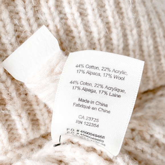 *SOLD* NWOT Wilfred Turtleneck Knit Sweater - Picture 6 of 15